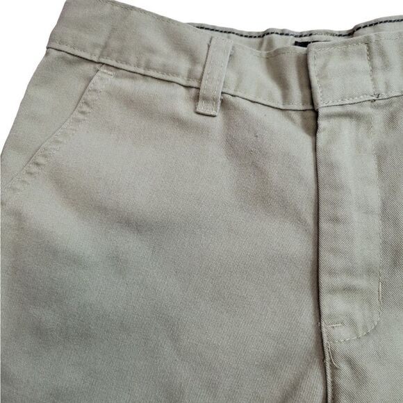Dickies flat front khaki uniform shorts 12 - Picture 2 of 5